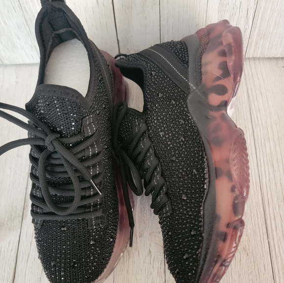 40% OFF SALE-VERY G/ GYPSY JAZZ- HELLA BLACK RHINESTONE SNEAKERS - Picture 6 of 6